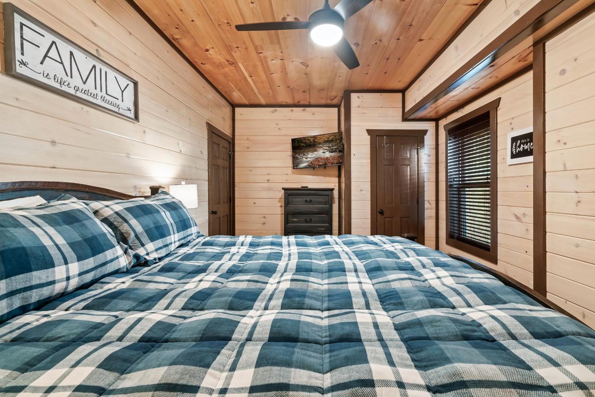 Luxury 3-Br Cabin Minutes From Parkway With Game Room And Hot Tub Pigeon Forge Exterior foto